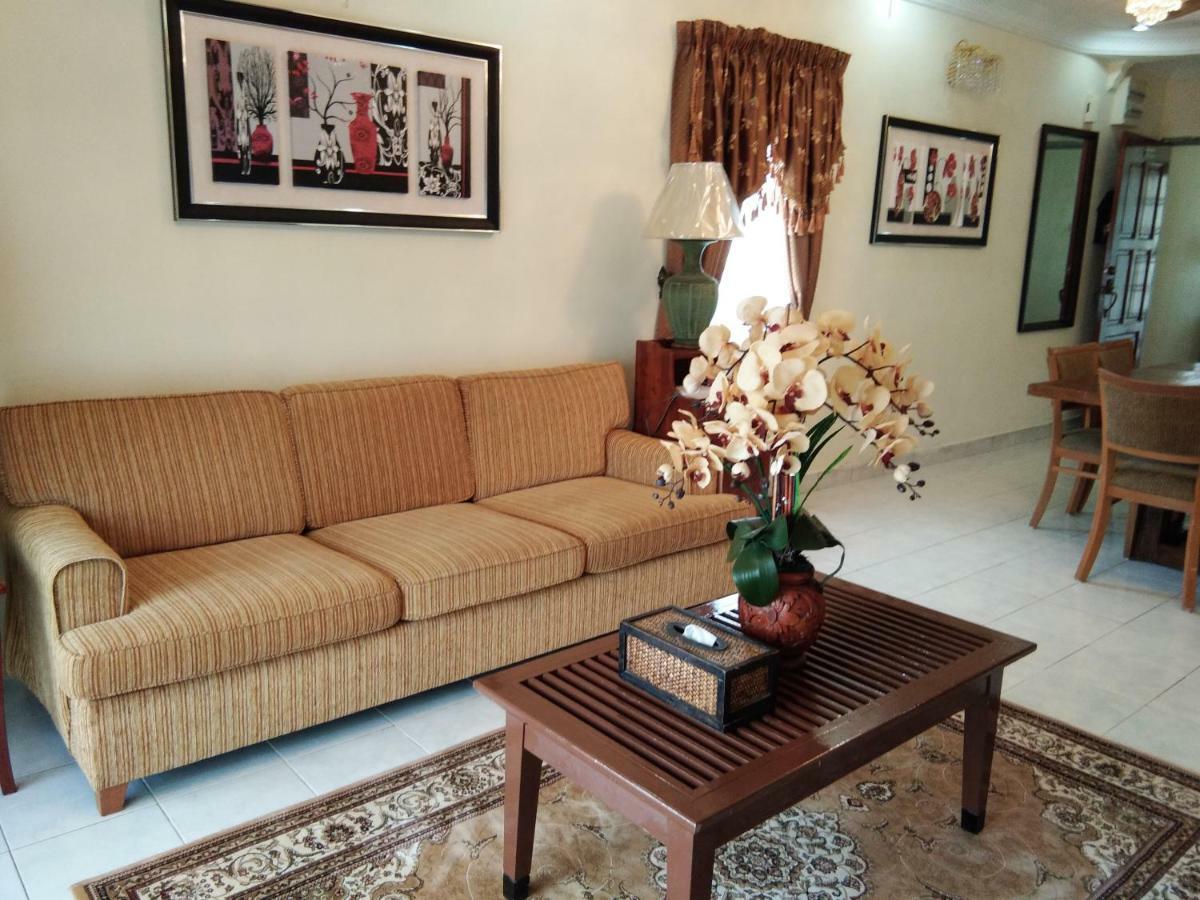 Ainis Guest House In Vista Amani Condominium Куала-Лумпур Экстерьер фото
