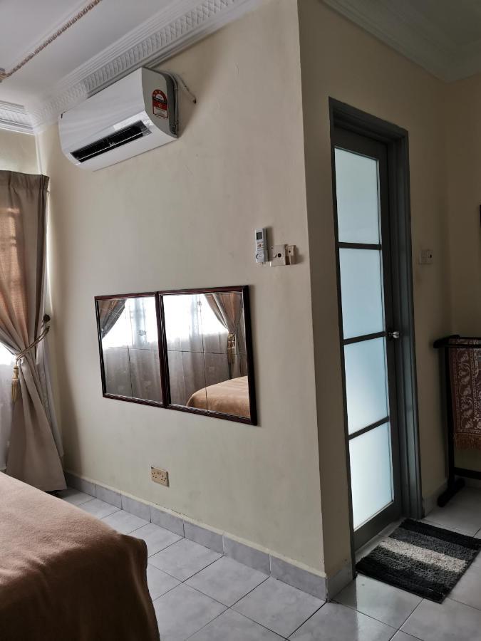 Ainis Guest House In Vista Amani Condominium Куала-Лумпур Экстерьер фото