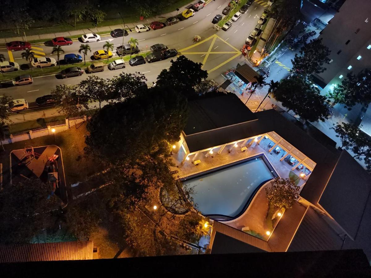 Ainis Guest House In Vista Amani Condominium Куала-Лумпур Экстерьер фото